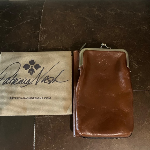 Patricia Nash Leather Wallet - Picture 2 of 12